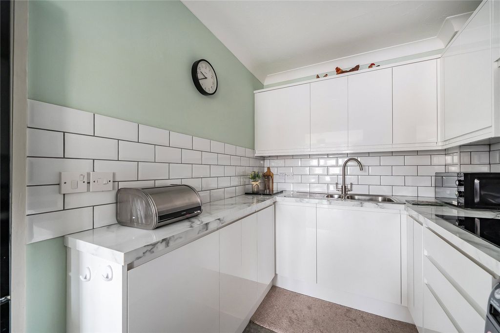 Property photo 3 of 20 Picture No. 13