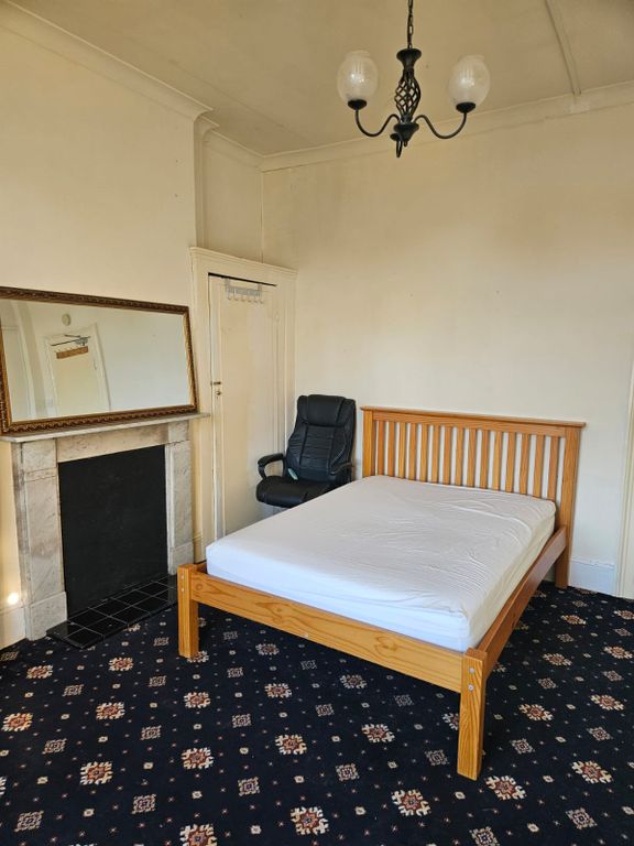 Property photo 3 of 4