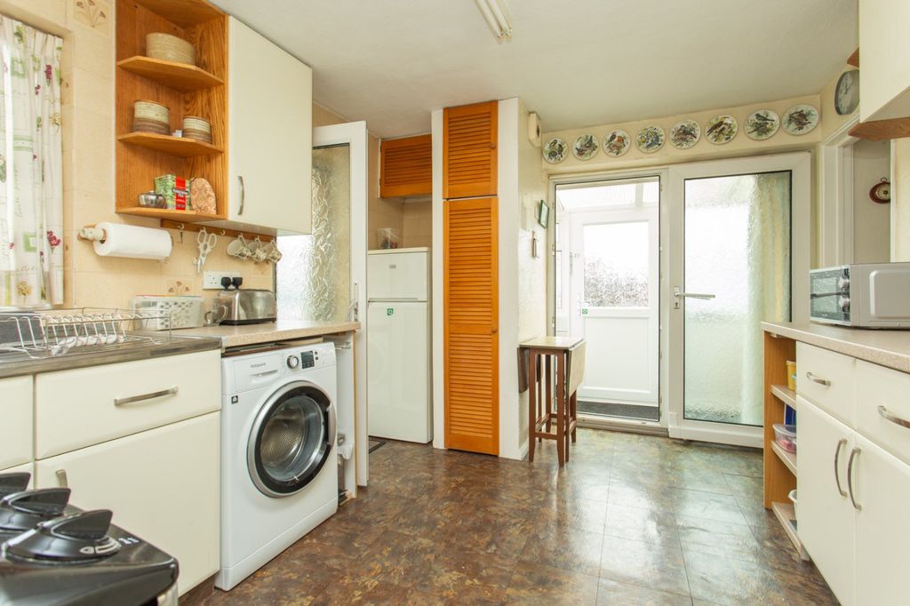 Property photo 3 of 13 Picture 3