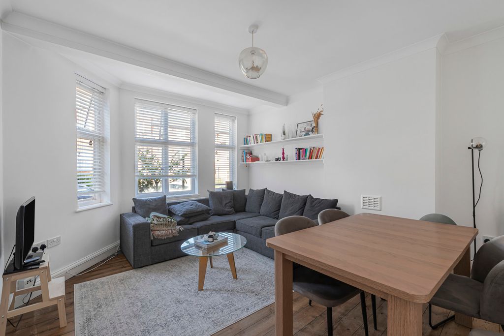Property photo 1 of 16 Reception Room