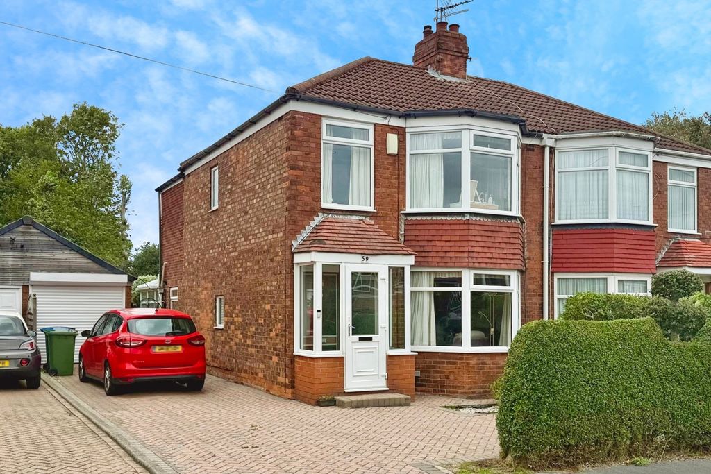 Property photo 1 of 15 4505012