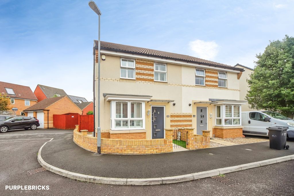 Property photo 1 of 33