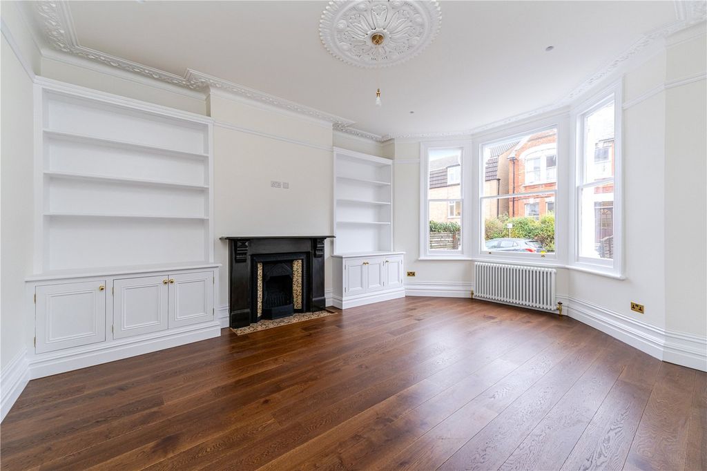 Property photo 2 of 16 Reception Room