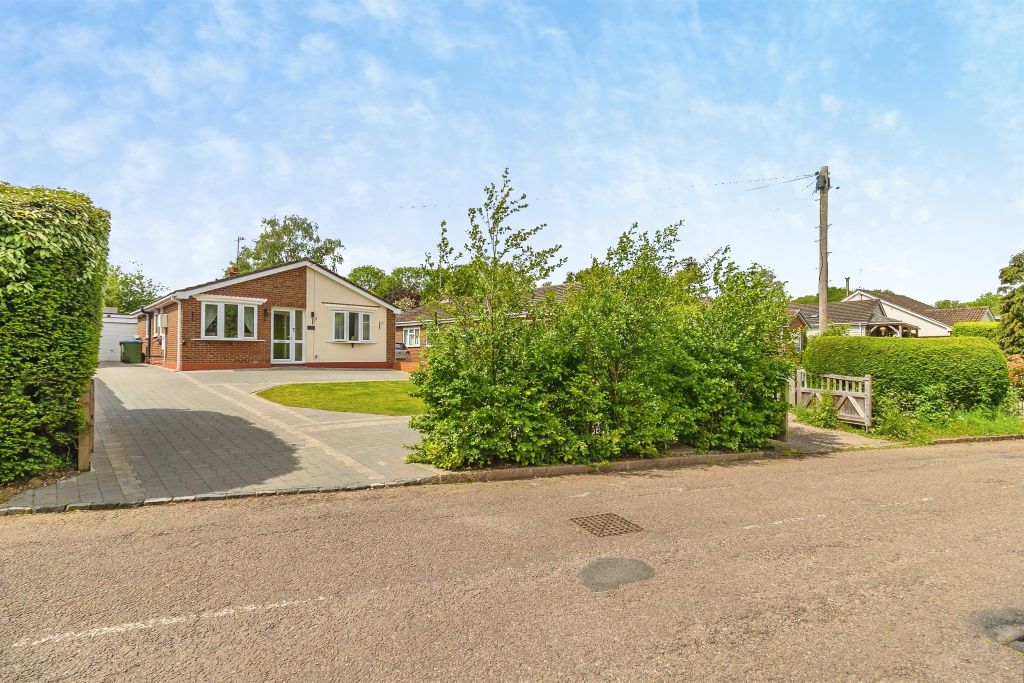 Property photo 2 of 23