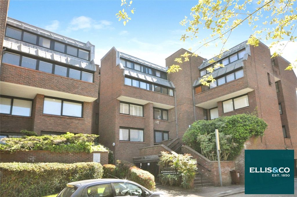 Property photo 1 of 17 Picture No. 52