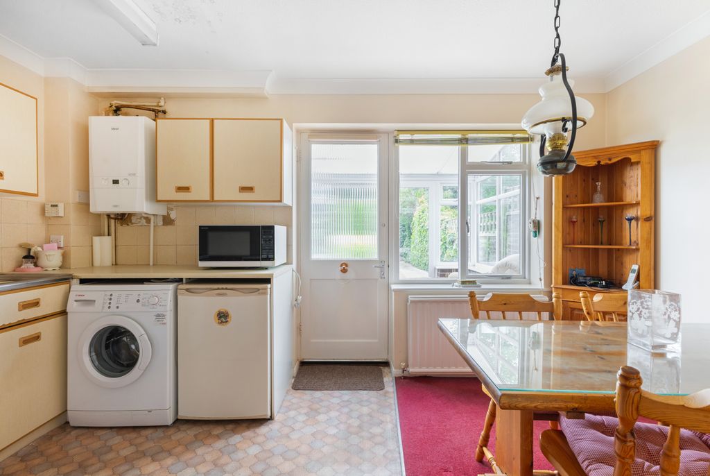 Property photo 3 of 15