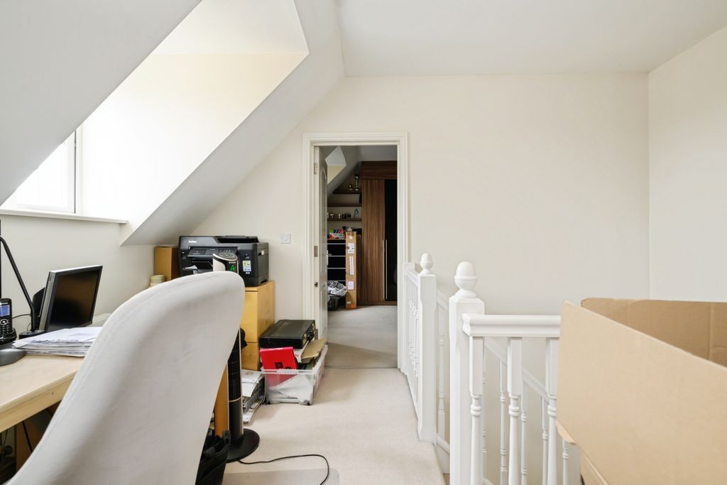 Additional image 11 of 5 bed detached house for salePonsonby Drive, Peterborough PE2