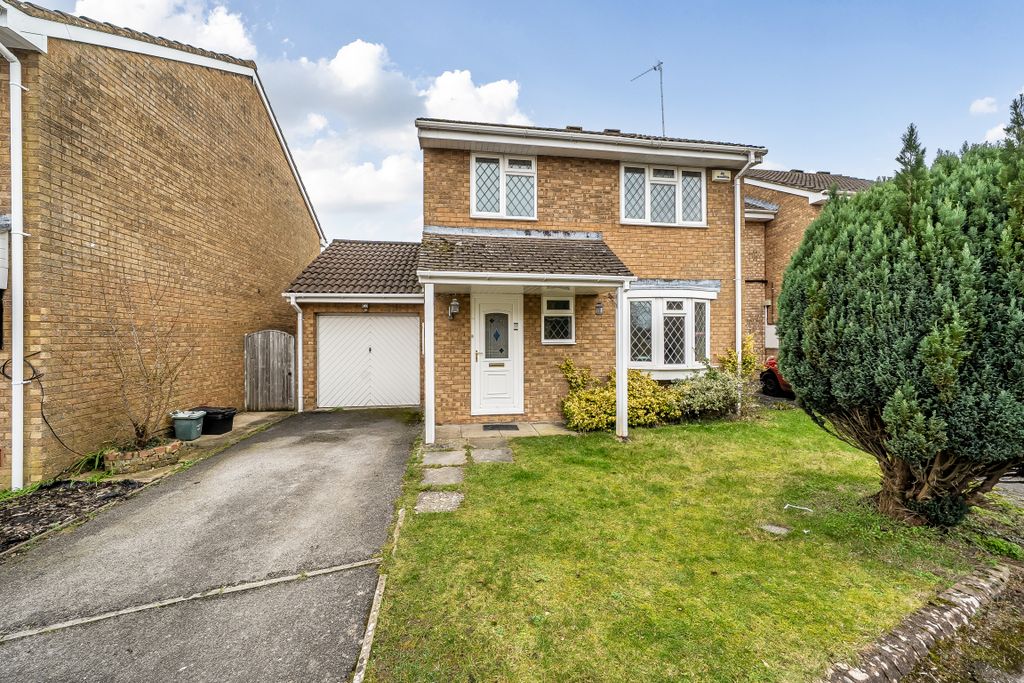 Property photo 1 of 11 140957013699c55F6dc254