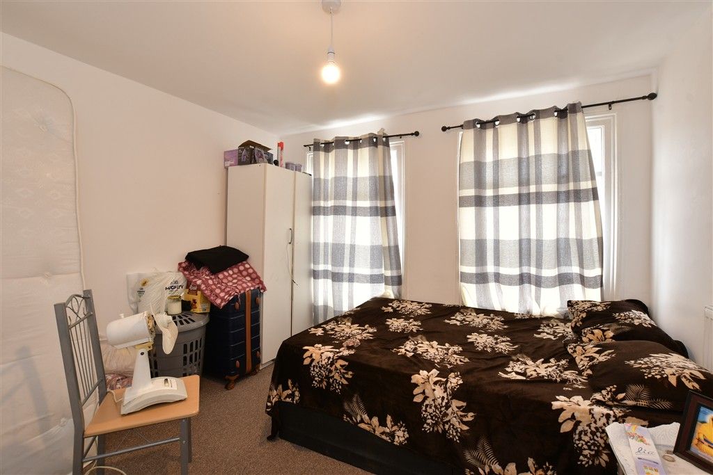 Property photo 2 of 8 Bedroom 1