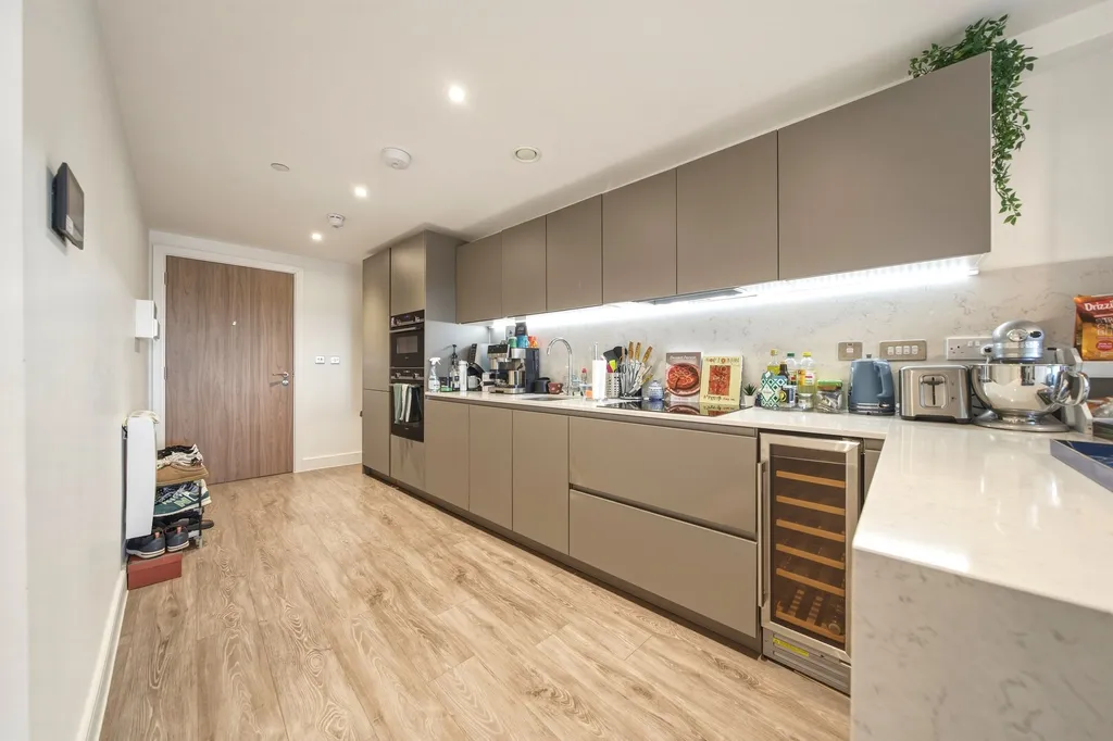 Apartment in Rushcliffe, Abbey Park, Nottinghamshire - View 6