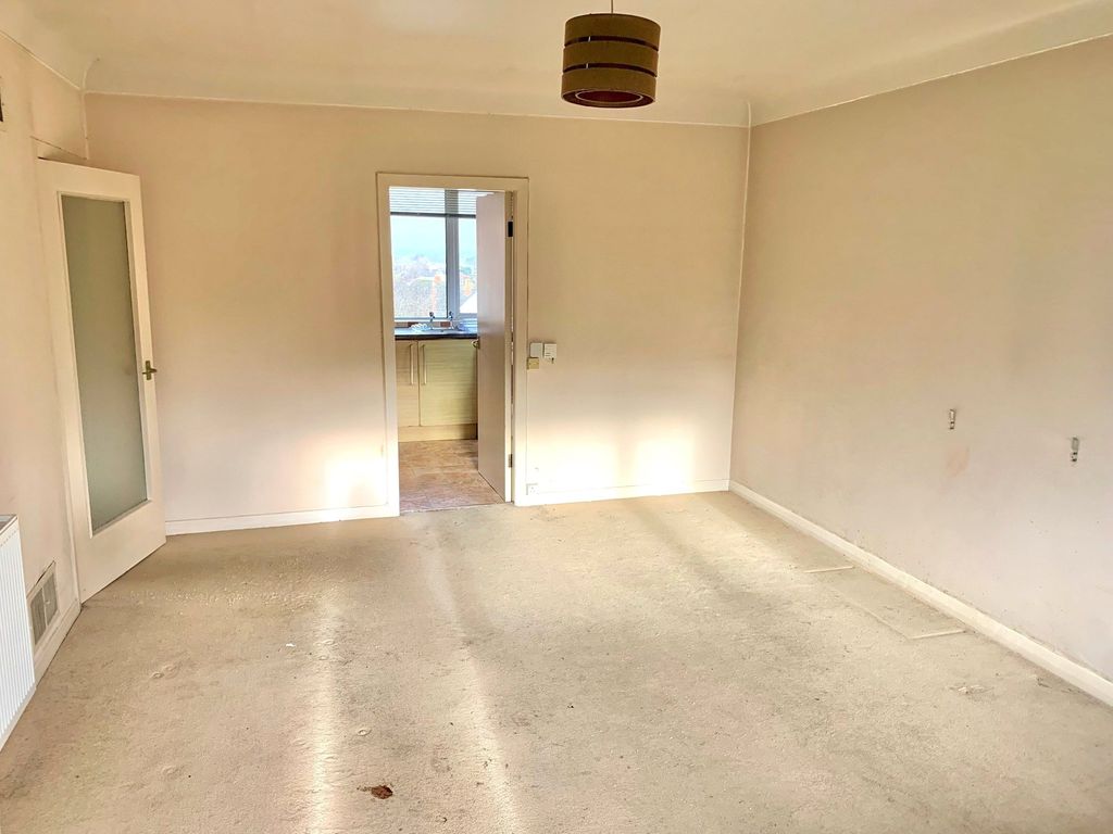 Property photo 3 of 12 Picture No. 05