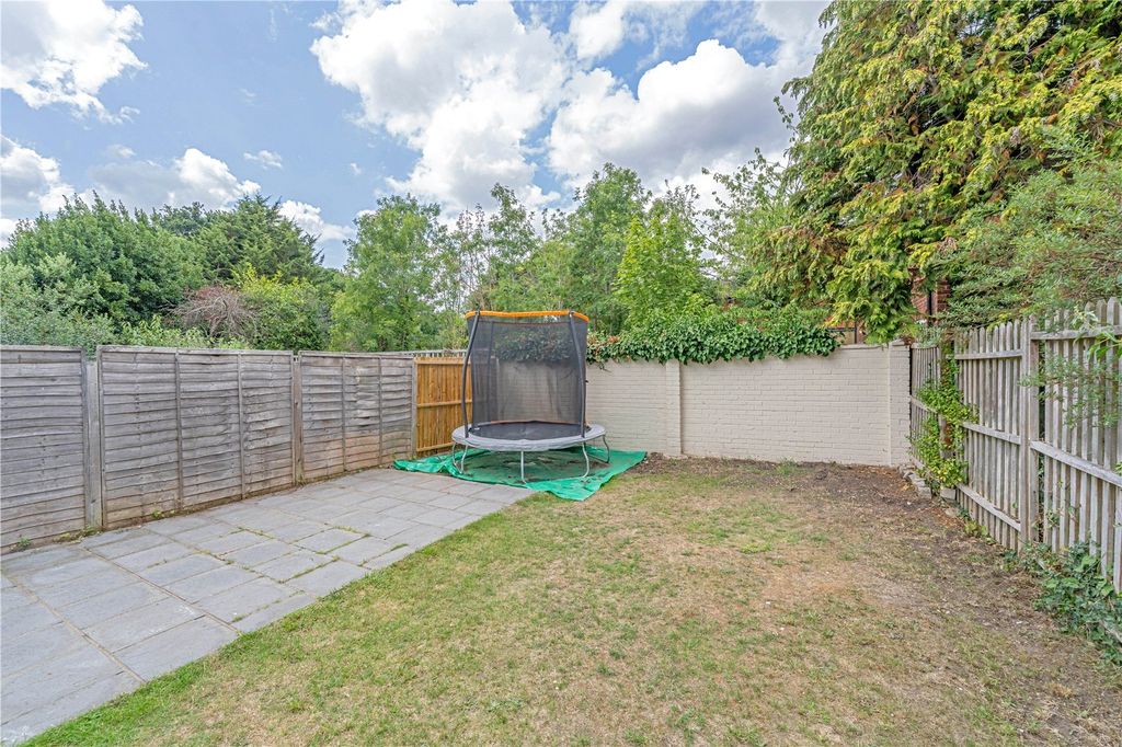 Property photo 2 of 9 Picture No. 04