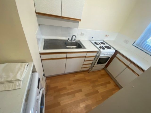 Property photo 2 of 7 Img_5645