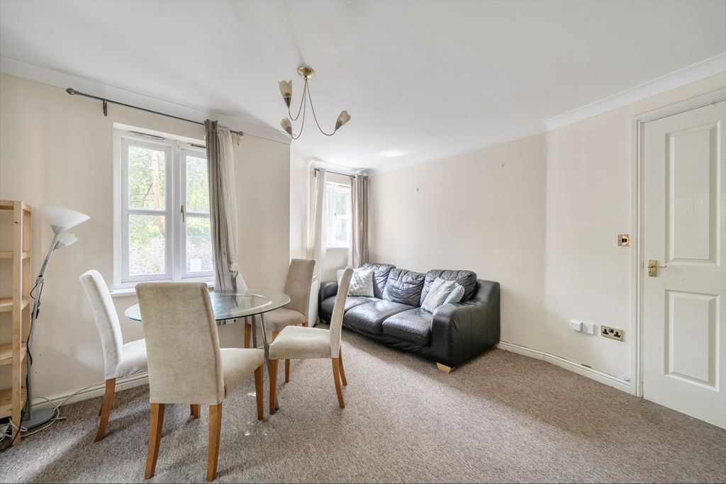 Property photo 2 of 14 Picture No. 02