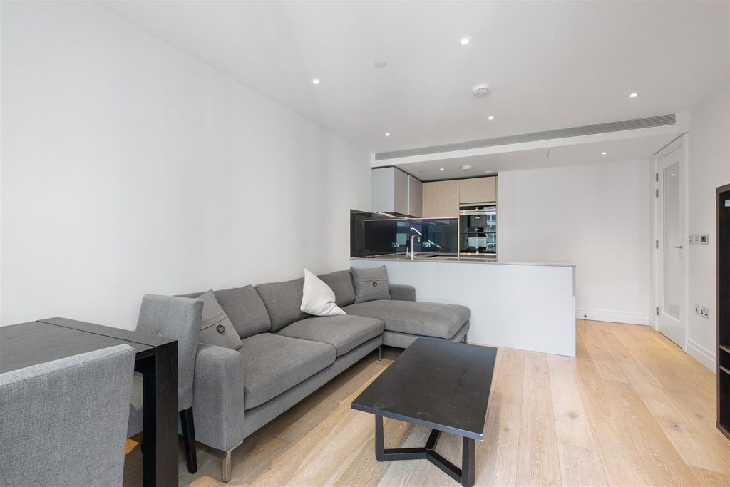 Property photo 1 of 25 Rception