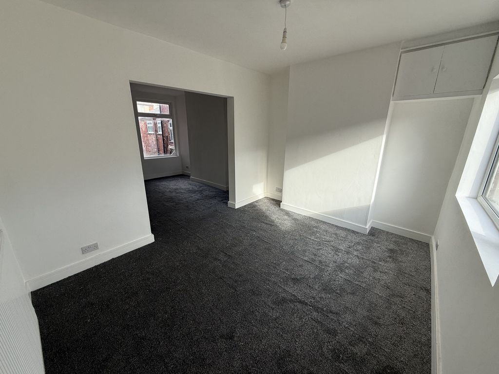 Property photo 3 of 12 Img_1876