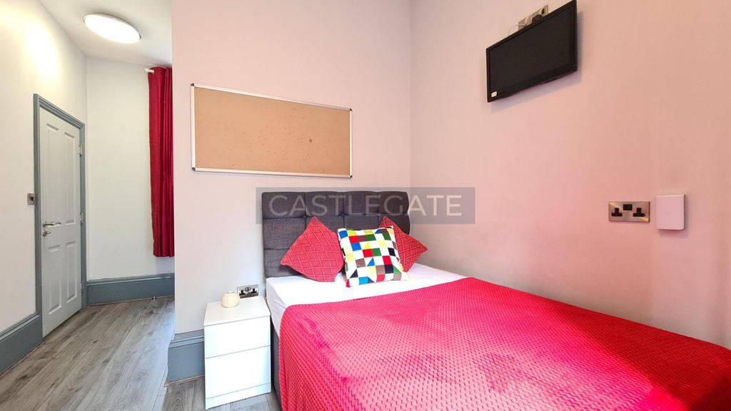 Property photo 2 of 12 Room 2.1.4 Merchants Hall (2)