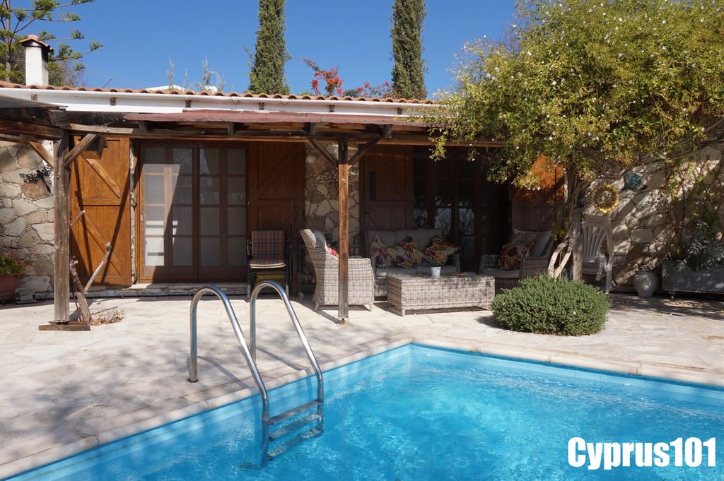 Property photo 3 of 31