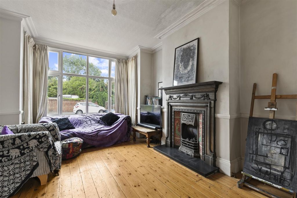 Property photo 2 of 18 Img_8108.Jpg