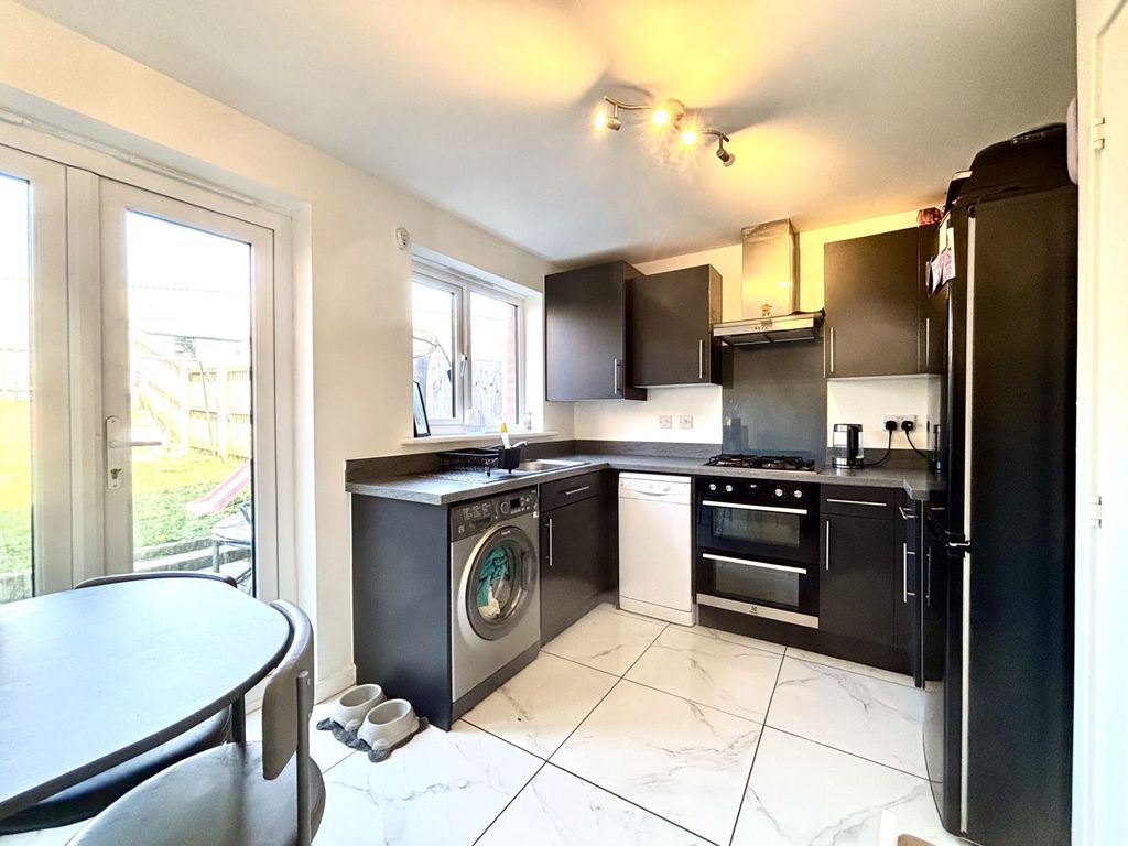 Property photo 3 of 30