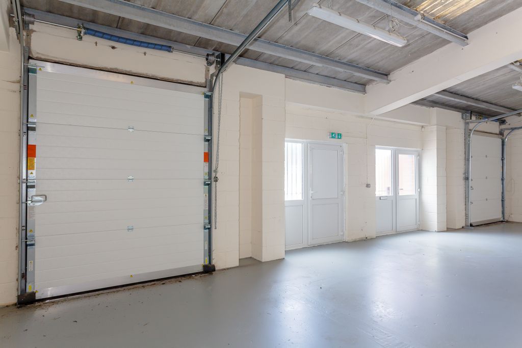 Property photo 3 of 8 Industrial Unit To Let At Tir Llwyd Industrial Estate, Rhyl, Ll18 5Jh