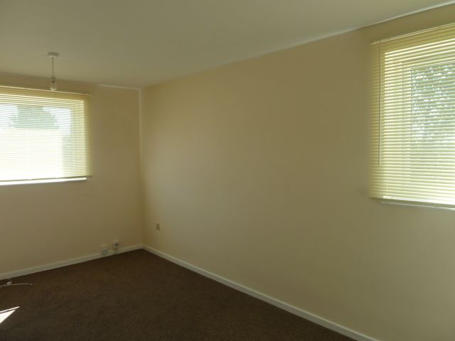 Property photo 3 of 4 Lounge