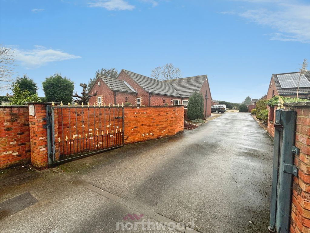 Property photo 1 of 38