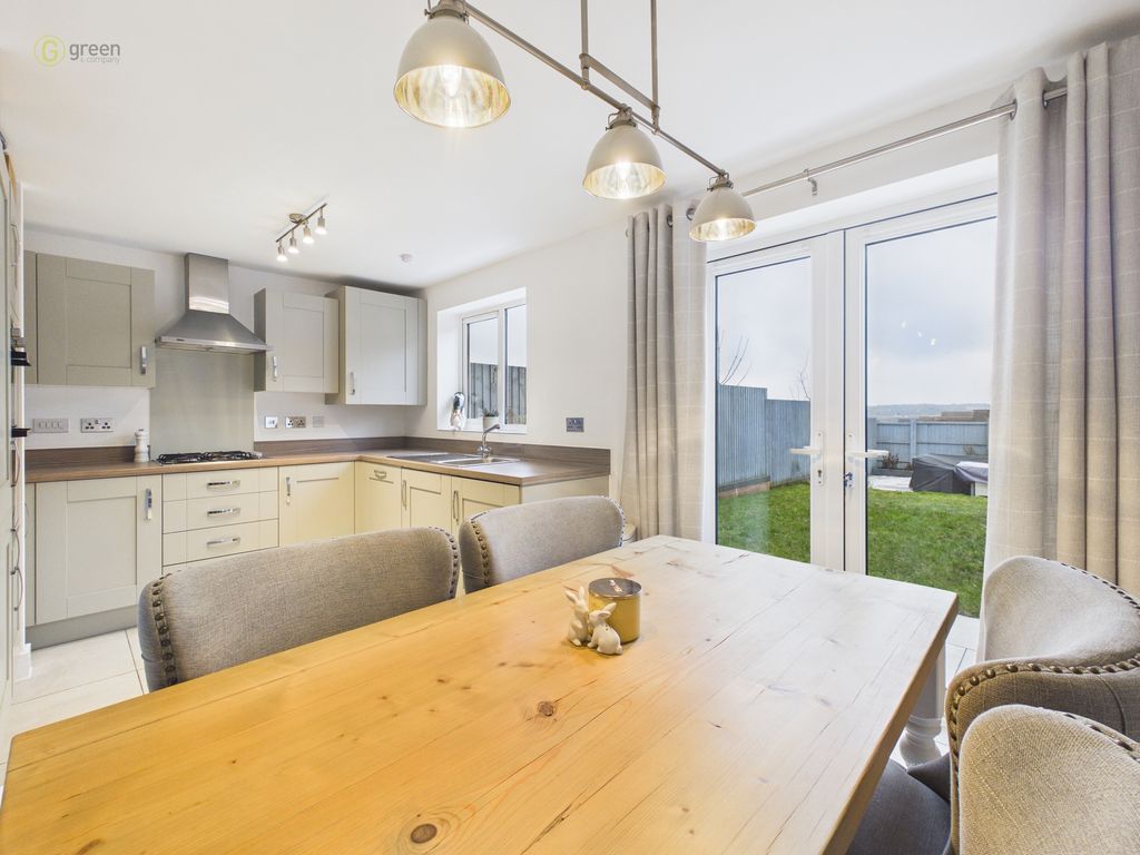 Property photo 3 of 21 Cam04425G0Pr0348Still006