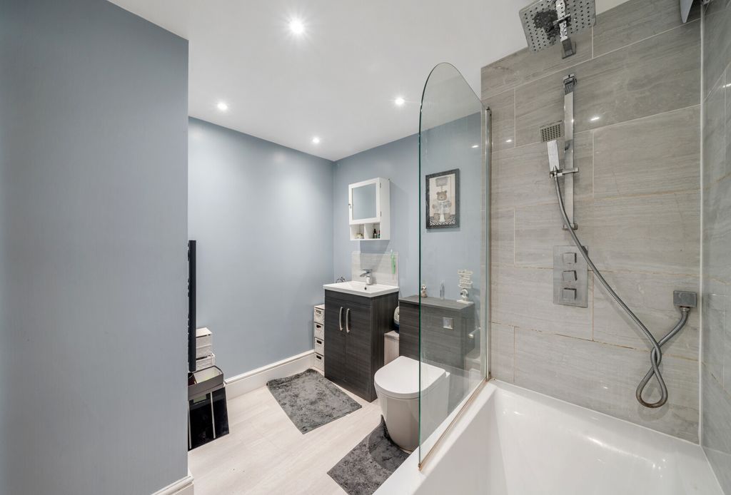 Additional image 8 of 3 bed flat for saleIson Hill Road, Bristol, Somerset BS10
