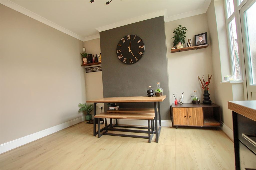 Property photo 3 of 14 Ew6.Jpg