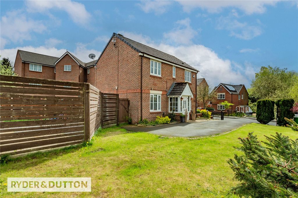 Property photo 2 of 27 Picture No. 28