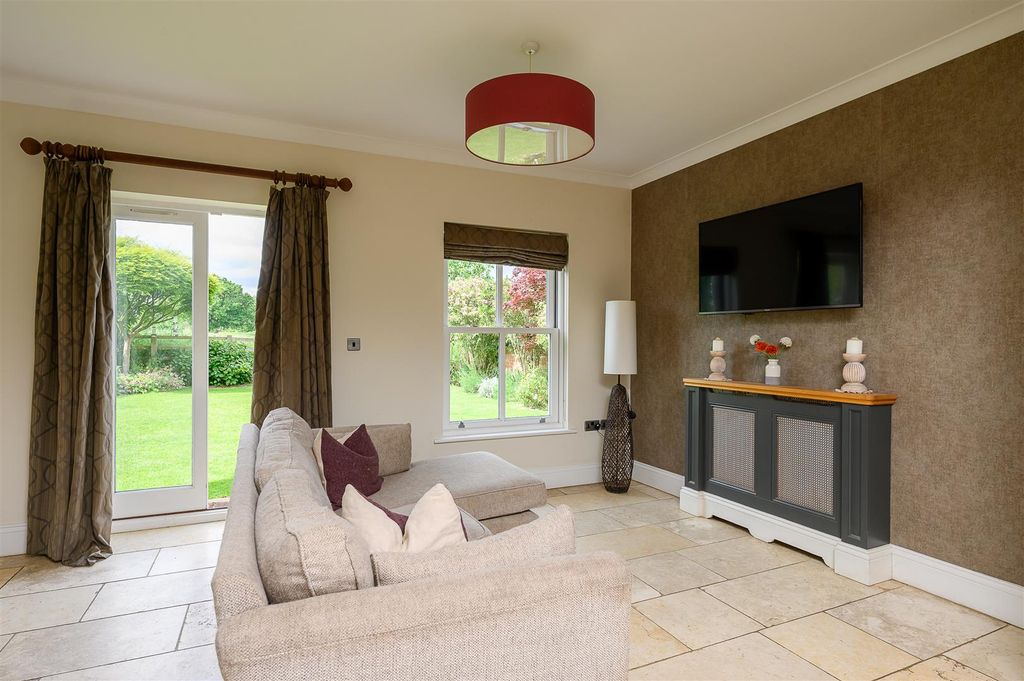 Property photo 3 of 27 Open Plan Living