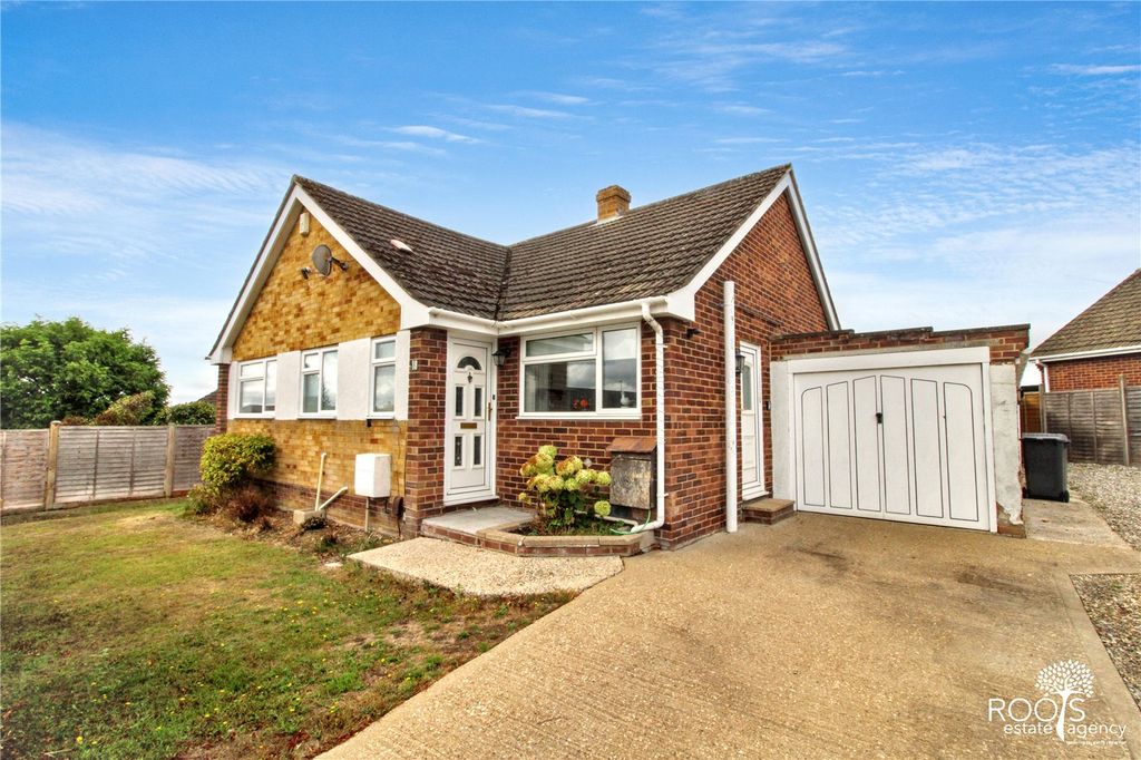 Property photo 1 of 12 Frontage