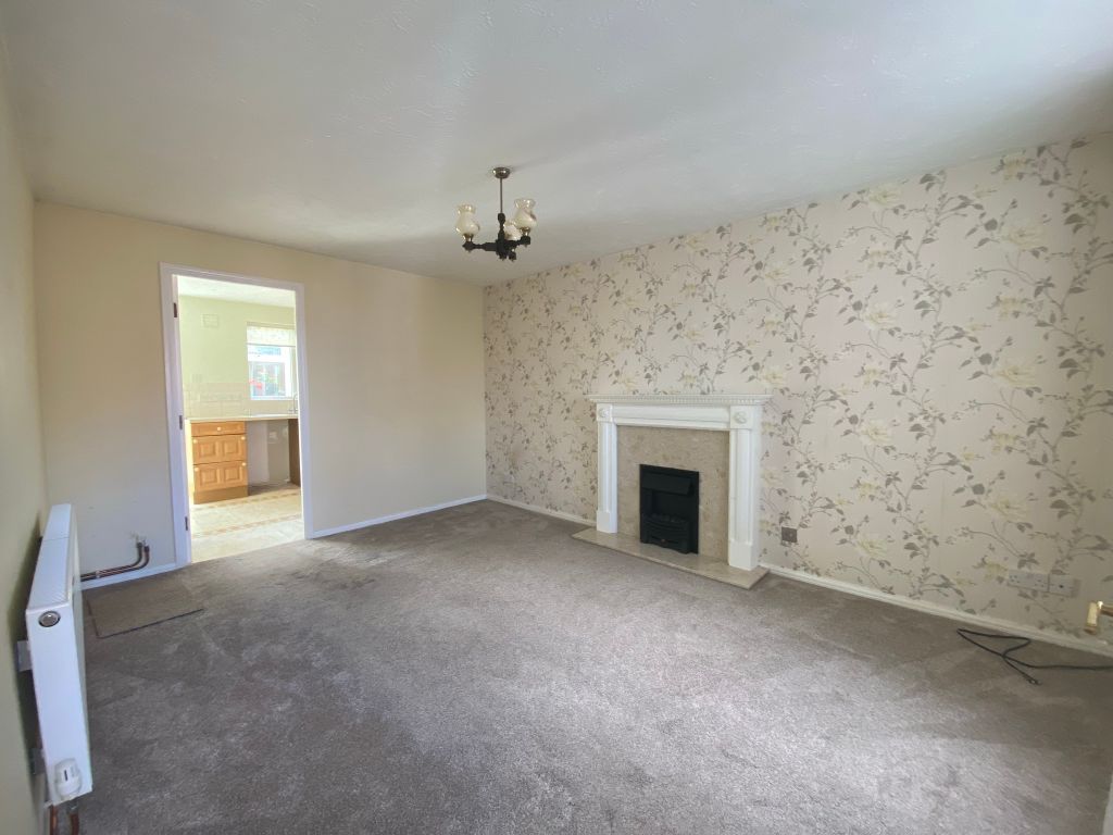 Property photo 2 of 28