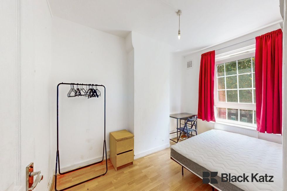 Property photo 3 of 3