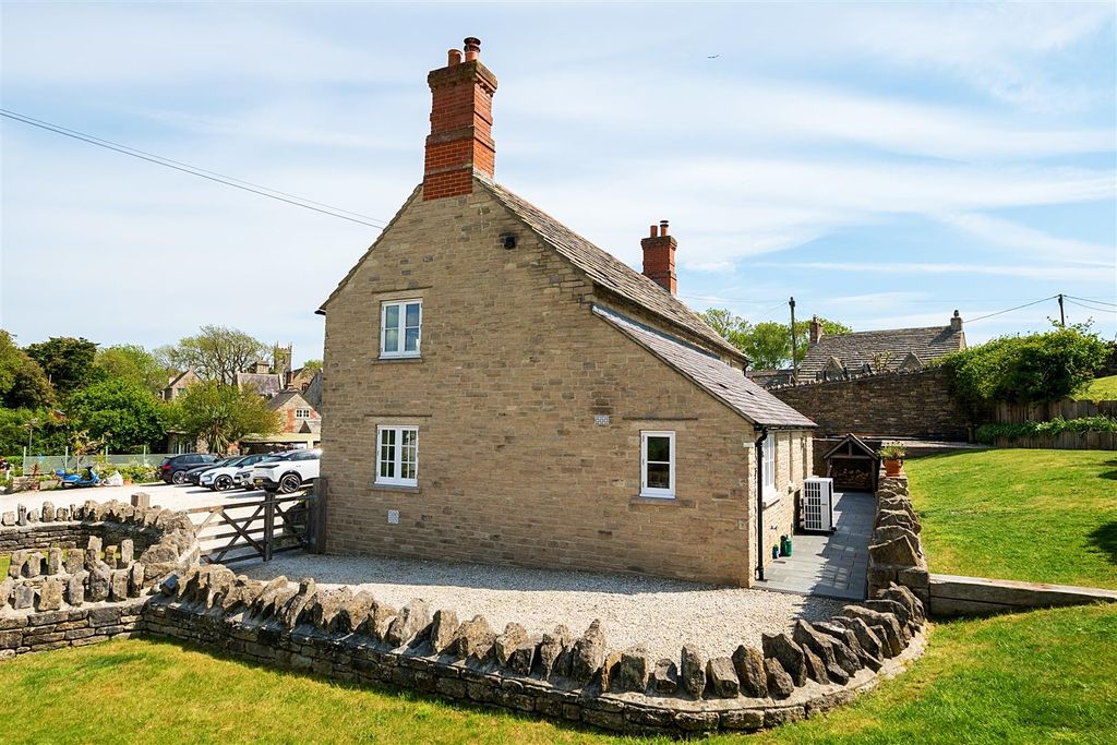 Property photo 2 of 41 5.Jpg