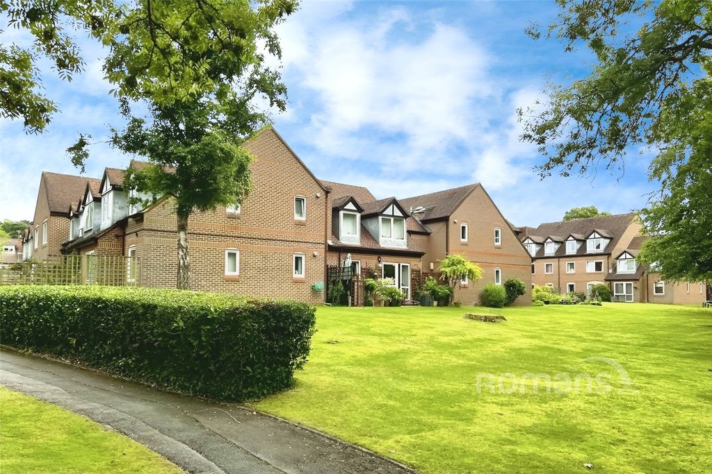 Property photo 1 of 12 Block