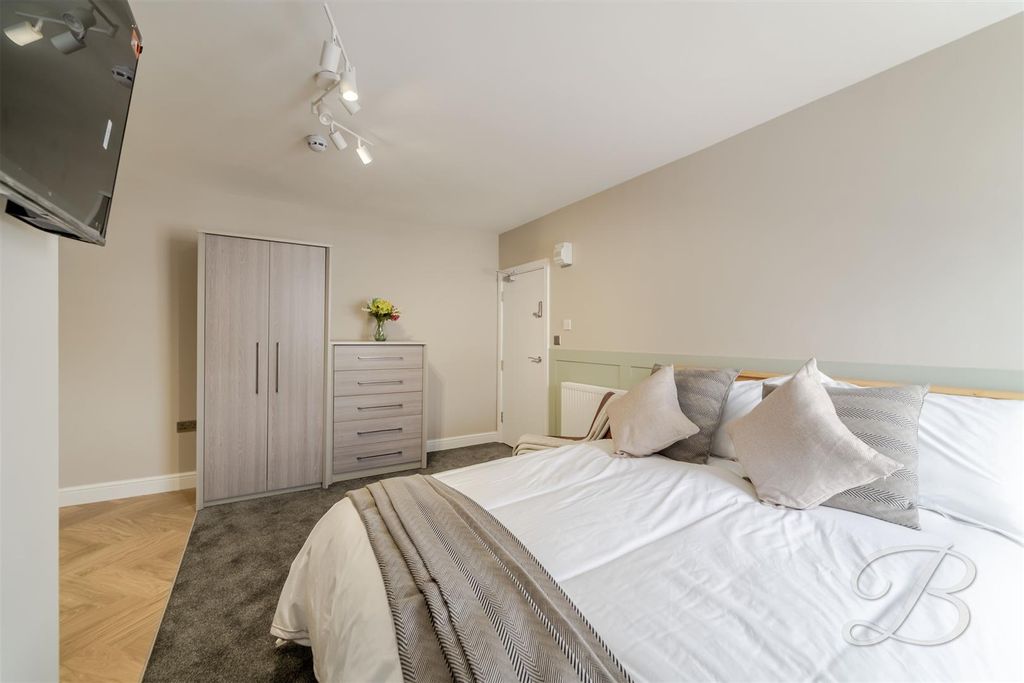 Property photo 3 of 11 Ccltd-11.Jpg