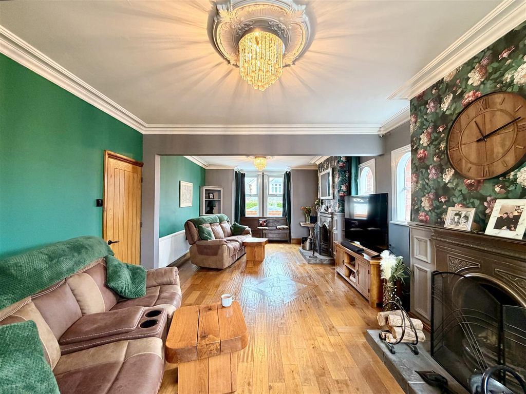 Property photo 2 of 30 2