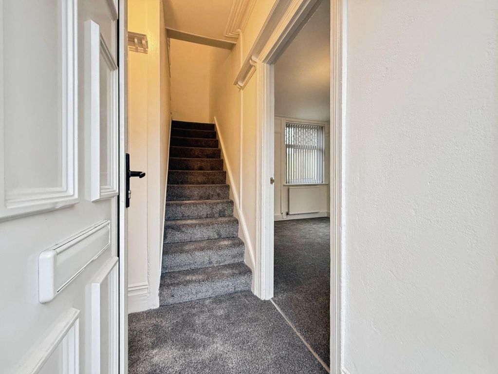 Property photo 2 of 25 4641483