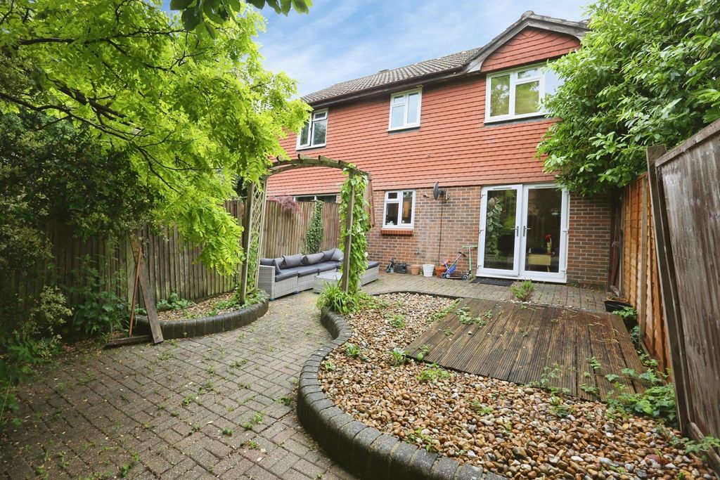 Property photo 1 of 9 Pbox-Img.Jpg