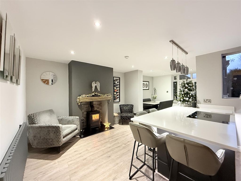 Property photo 2 of 26 Img_9716.Jpeg