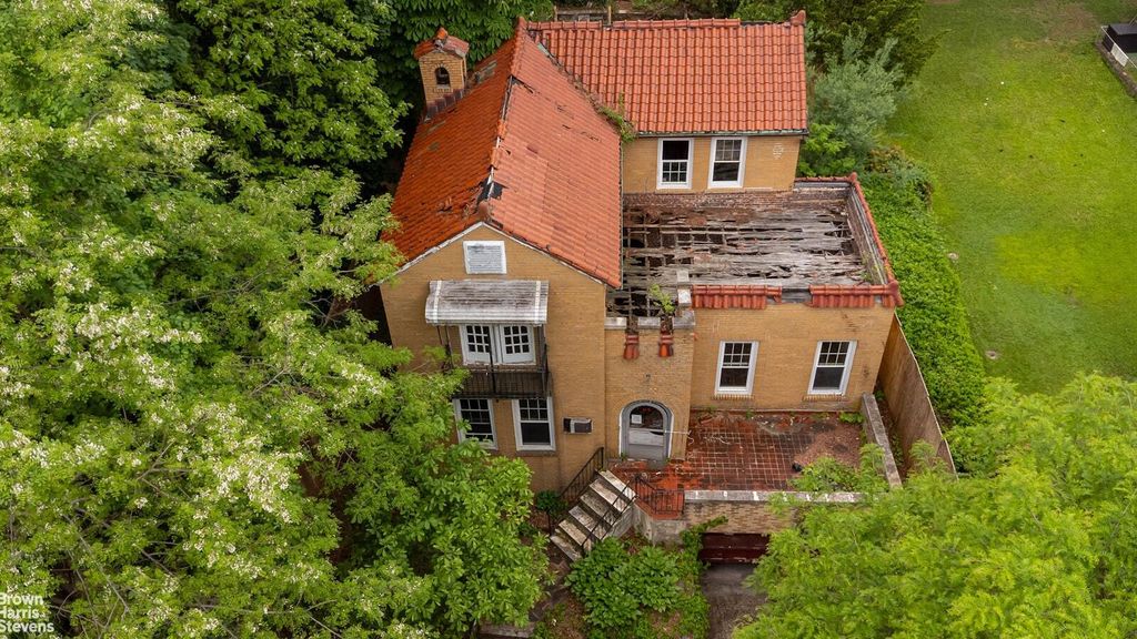 Property photo 2 of 8 <Alttext/>