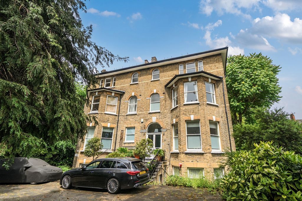 Property photo 1 of 17 1463808-17-6A216F...