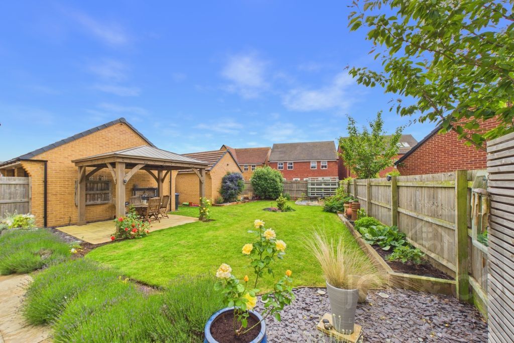 Property photo 3 of 32
