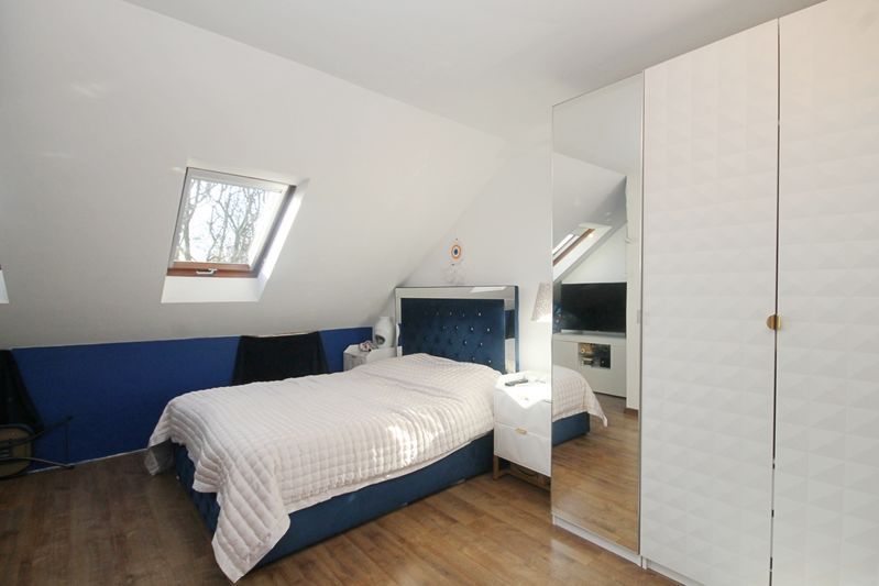 Additional image 13 of 4 bed semi-detached house for saleFarndale Crescent, Greenford UB6