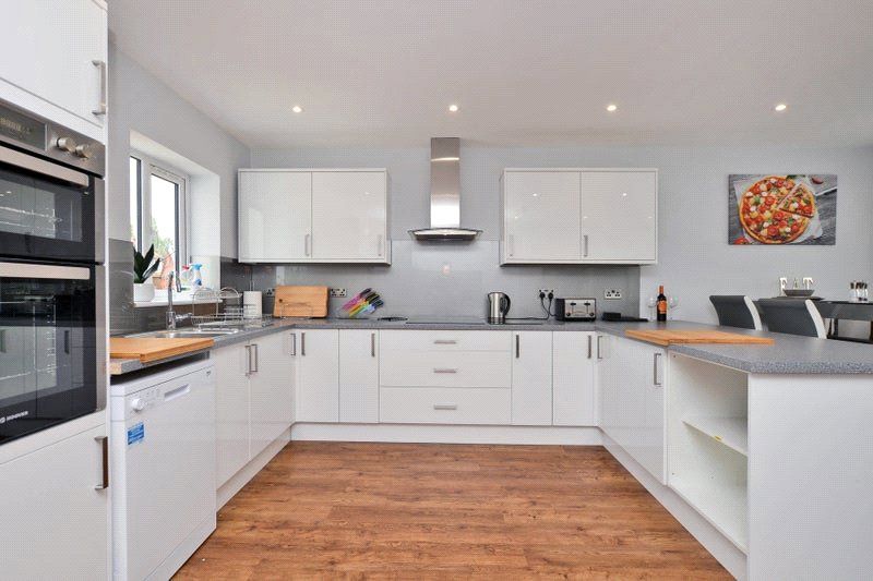 Property photo 3 of 7 Picture No. 12