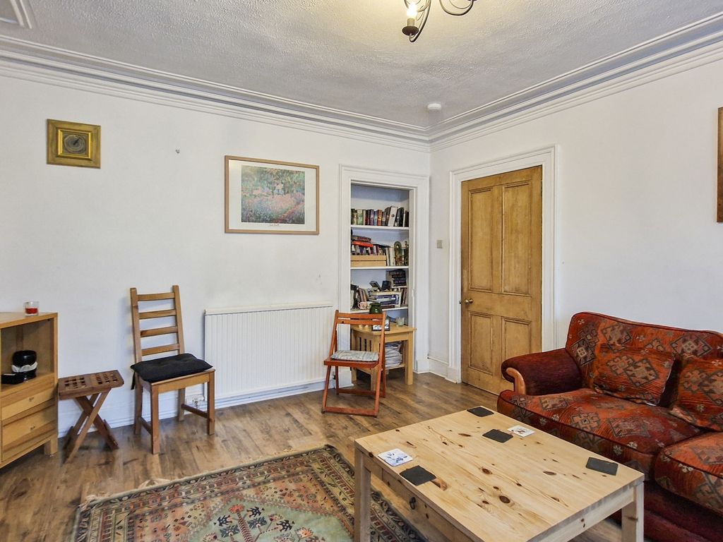 Property photo 2 of 9 Image 3