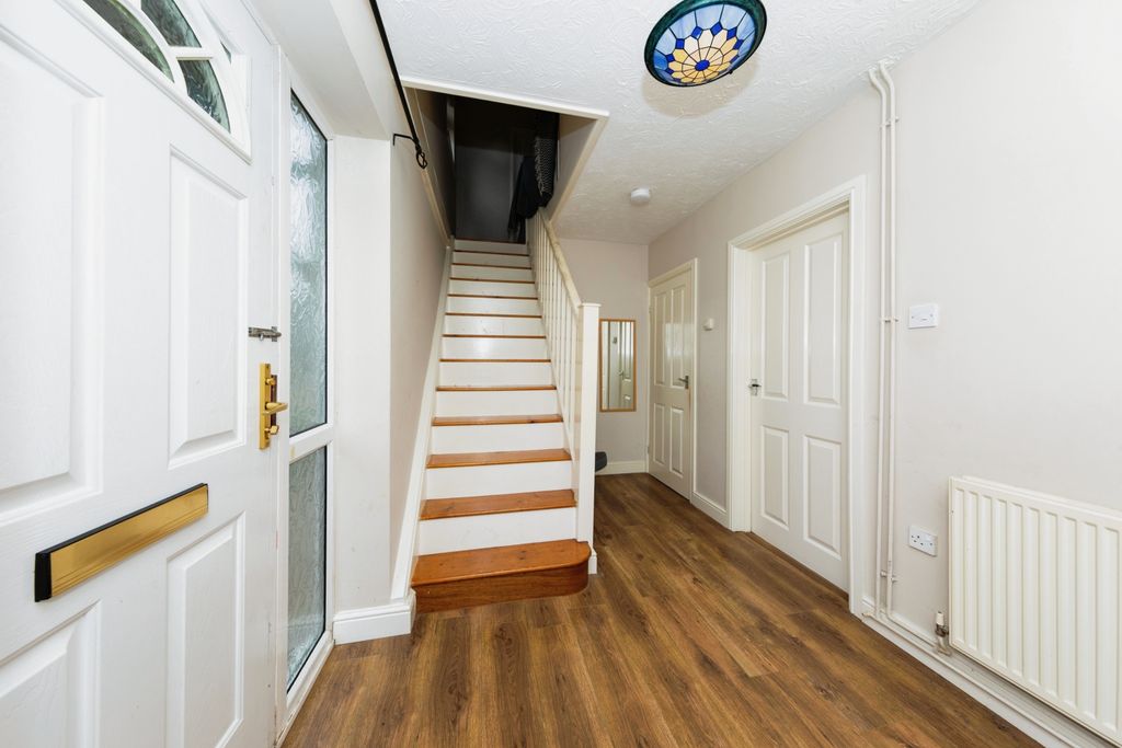 Property photo 2 of 15