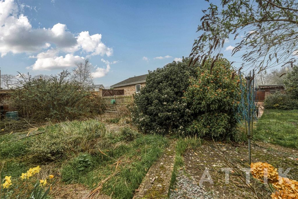 Additional image 32 of 3 bed detached bungalow for salePark Walk, Holton, Halesworth IP19